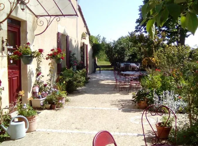 Sarl La Ferme Aux Fleurs Bed & Breakfast Montpeyroux (Dordogne)