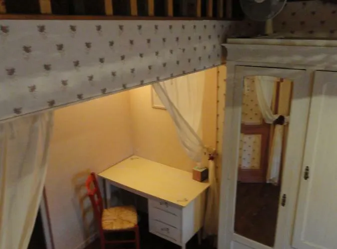 Sarl La Ferme Aux Fleurs B&B 3*